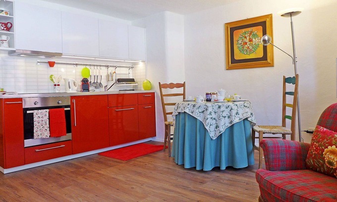 Bever Apartamento | Bonito apartamento para 2 personas con WIFI, TV, patio, vista panorámica y aparcamiento