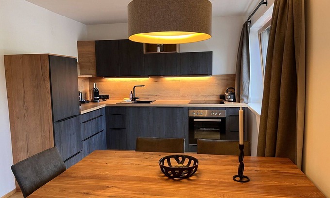Soell Apartamento | Hermoso apartamento para 6 personas con WIFI, TV, balcón, mascotas permitida y aparcamiento