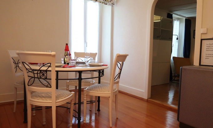 Villette Apartamento | Precioso apartamento para 4 personas con WIFI, TV, patio, mascotas permitida y aparcamiento