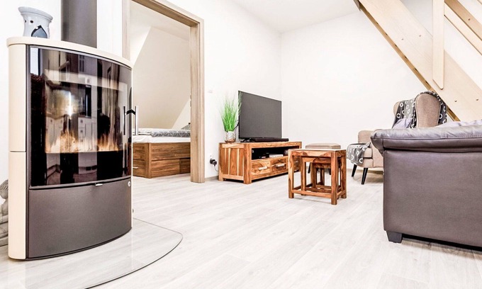 Bozi Dar Apartamento | Acogedor apartamento para 4 personas con WIFI, TV y aparcamiento