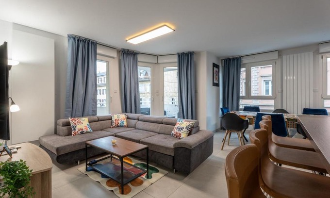 Huningue Apartamento | Beautiful apartment for 6 people, near Basel, parking