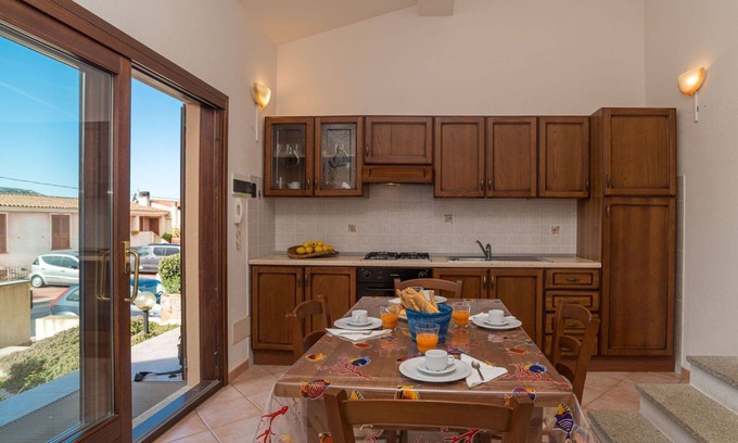 Porto Pollo Apartamento | Bonito apartamento para 4 personas con WIFI, TV, terraza, mascotas permitida y aparcamiento