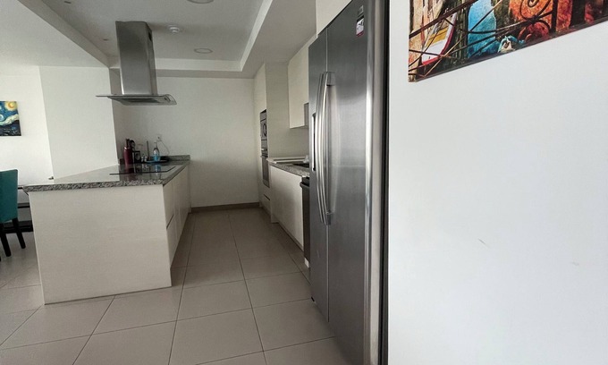 Manta Apartamento | Beautiful Apartment front to sea in Manta
