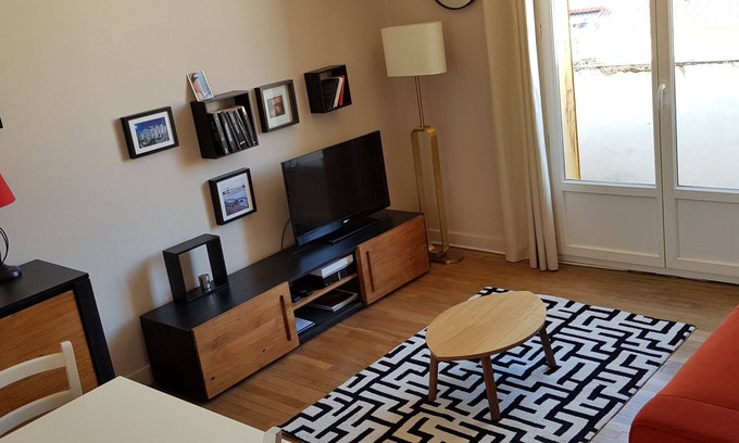 Cœur de Ville Apartamento | Beautiful apartment ideally located with terrace
