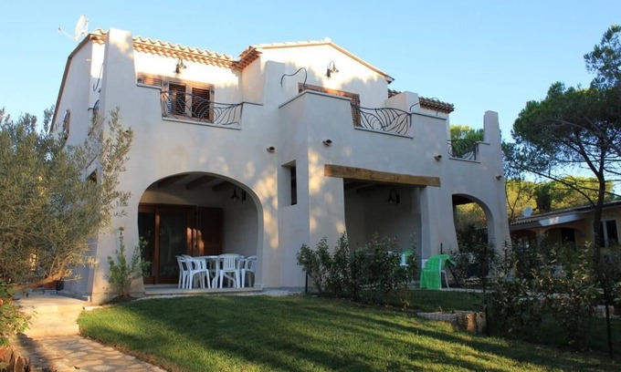 Cala Liberotto Apartamento | Precioso apartamento en un chalet en el mar y acceso directo a la playa