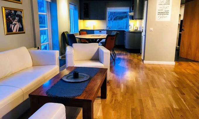 City Center Apartamento | Hermoso apartamento en el corazón de Akureyri, Internet inalámbrico