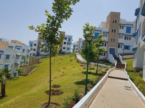 M'diq Apartamento | Beautiful apartment in secure residence with pool