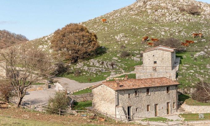 Arcidosso Casa | Bonito apartamento en villa con patio, mascotas permitida, vista panorámica y aparcamiento