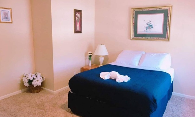 Greensboro Apartamento | Beautiful Apartment in Historic Downtown Area!
