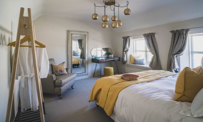 Branston Casa | Beautiful barn conversion; cosy quality in this romantic Lincolnshire retreat.