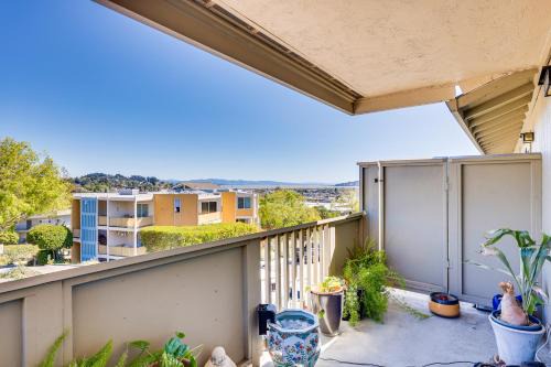 Greenbrae Apartamento | Beautiful Bay Area Condo with Mount Tamalpais Views
