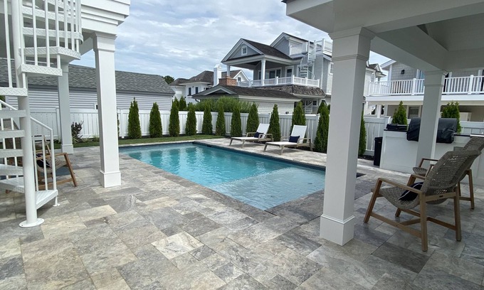 Stone Harbor Casa | Beautiful Beach House with year-round heated pool
