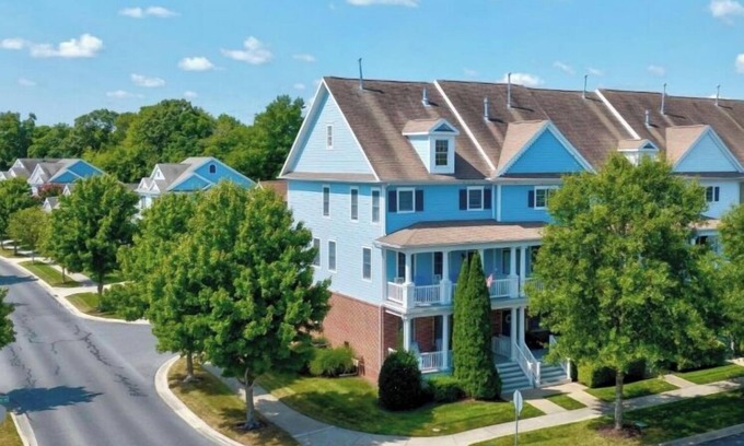Sun Ridge Casa | Beautiful Beach Home in Bayside Resort - Steps to Amenities