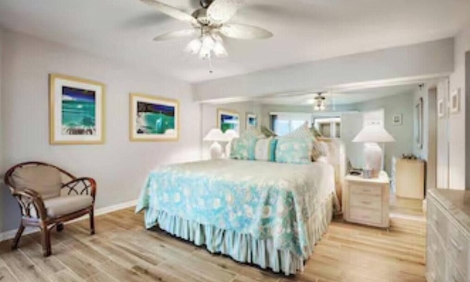 Redington Beach Casa | Beautiful Beachfront Condo overlooking the Gulf of Mexico