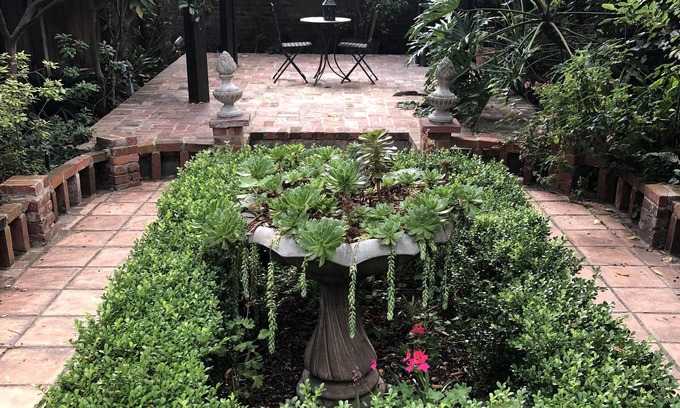 Beverly Hills Casa | Un hermoso retiro de cañón rodeado de naturaleza