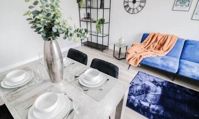 Luton Casa | Beautiful Brand New House
