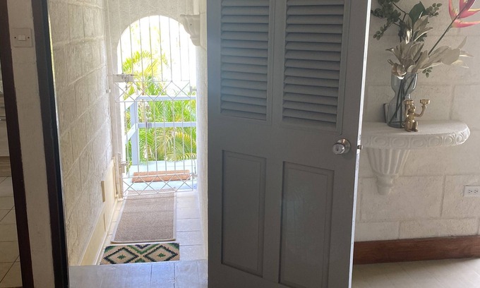 Dover Casa | Beautiful Breezy South Coast Apartment On The Gap