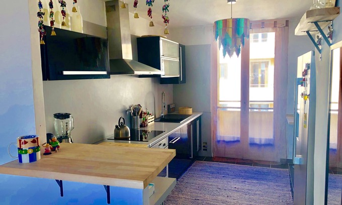 Estanove Casa | Hermoso y luminoso apartamento con terraza.