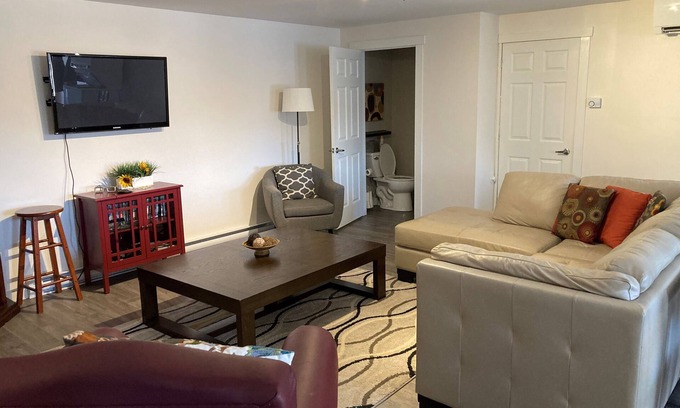 Musquodoboit Harbour Apartamento | Beautiful Two Bedrooms and 2.5 Bathrooms - 30 Minutes from Dartmouth