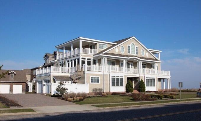 Admiral Estates Casa | Hermosa casa frente a la playa de Cape May, una de las mejores 50 casas en Nueva Jersey