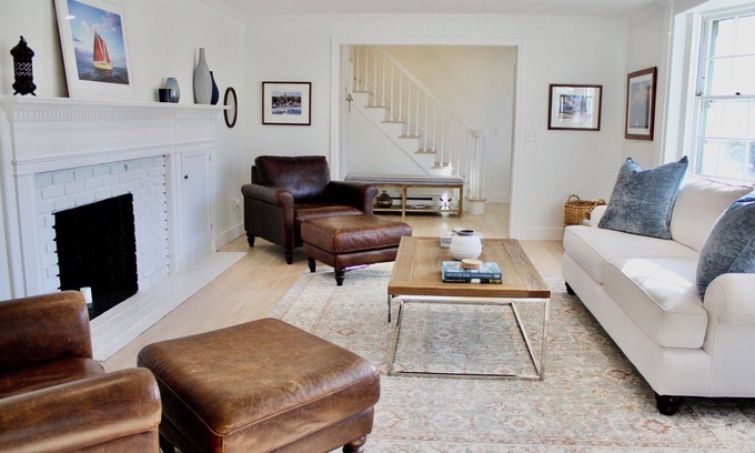 Cummaquid Casa | Beautiful Classic Cape Cod Retreat