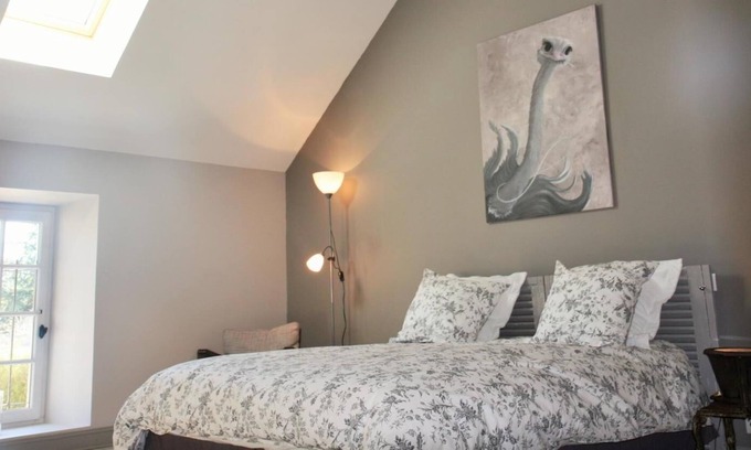Saint-Maur Cabaña | Le Clos des Aubrys-Gîte-Baño Privado-Superior-Vista al Jardín