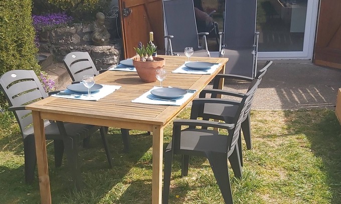 Montigny-en-Morvan Apartamento | Beautiful cottage in a quiet wooded area