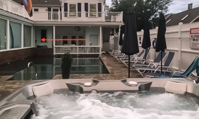 Provincetown Condominio | Beautiful condo near the ocean with heated pool, hot tub, grills and kitchenette