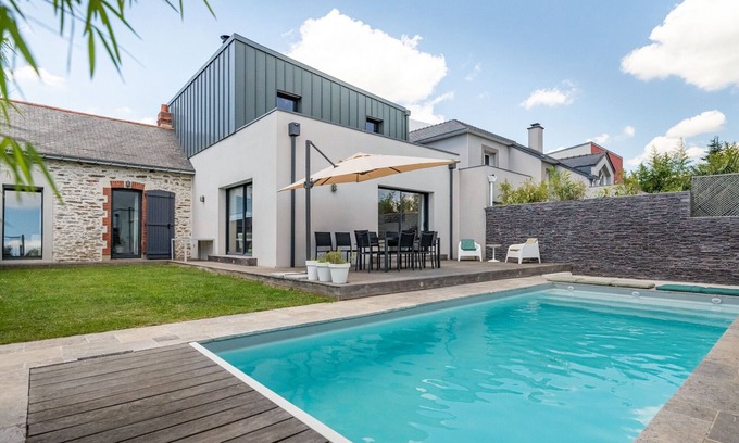Breil - Barberie Casa | Belle maison familiale, contemporaine avec piscine