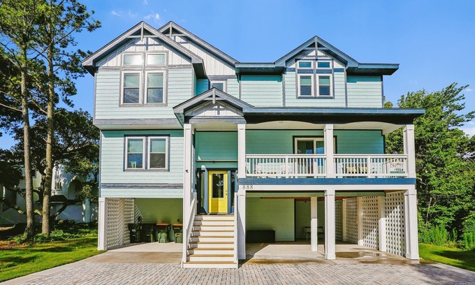 Monteray Shores Casa | Beautiful Corolla Soundfront Home with Private Pool and Secluded Dock!
