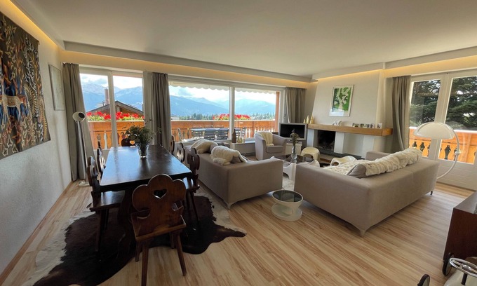 Noes Apartamento | Beautiful & cosy apartment with balcony, view and swimming pool