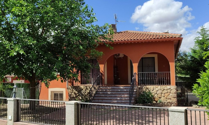 Mentrida Chalet De Esquí | La Casita de Paloma