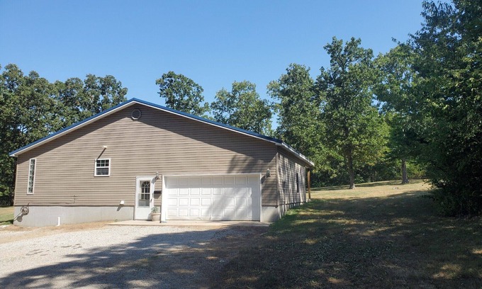 Richland Casa | Beautiful country setting! 23 minutes from Fort Leonard Wood!