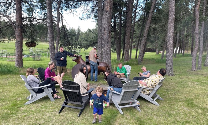 Custer Casa | Beautiful Countryside with Forest Service Border. Next to Custer State Park