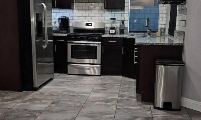 Moreno Valley Casa | Beautiful cozy 3 bedroom 2 bath home.