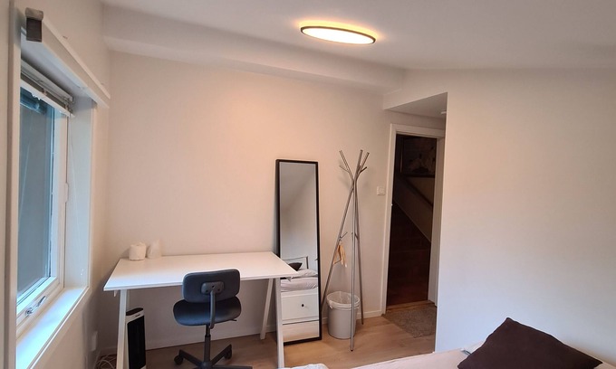 Skedsmo Casa | Beautiful Double Bed in DT Serene Villa near Oslo | Lillestrøm K5