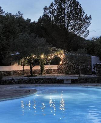 Bras Apartamento | Beautiful duplex apartment in a farmhouse in Provence Verte VAR