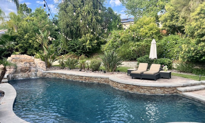 Paloma Del Sol Casa | Beautiful Executive Home in Desirable Neighborhood, Near Wineries and Old Town