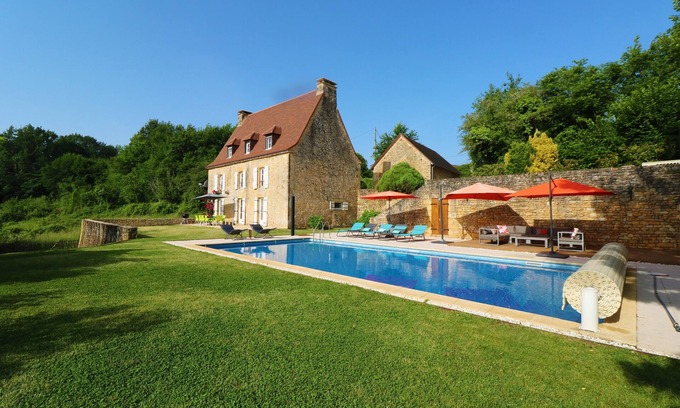 Saint-Andre-dAllas Casa | CASA DE LUJO CON PISCINA PRIVADA CALIENTADA A UNOS PASOS DE SARLAT