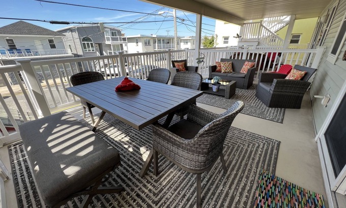 Wildwood Condominio | Hermosos condominios familiares a pasos de la playa, el paseo marítimo y el centro de convenciones