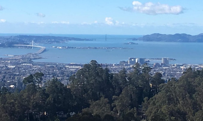 Forestland Casa | Hermosa casa familiar en las colinas de Oakland con vistas panorámicas de la bahía de SF