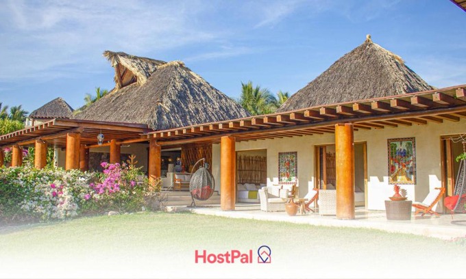 Petacalco Casa | Beautiful Family House Beachfront