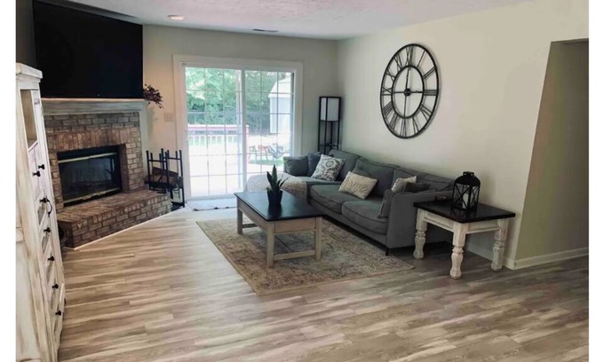Mooresville Casa | Beautiful family/pet friendly home, great location