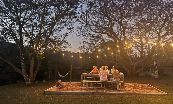 Laceys Creek Otro | Beautiful Farmhouse in Laceys Creek