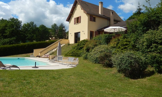 Cenac-et-Saint-Julien Casa | Villa de lujo, piscina privada, gran jardín y bosque, terraza panorámica.