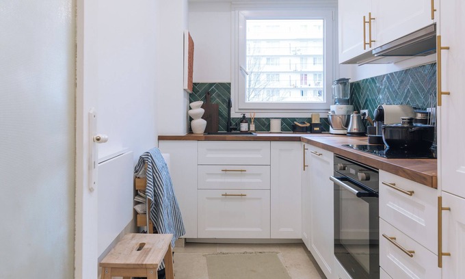 Issy-les-Moulineaux Apartamento | Beautiful 1BD Apartment, Issy-les-Moulineaux!