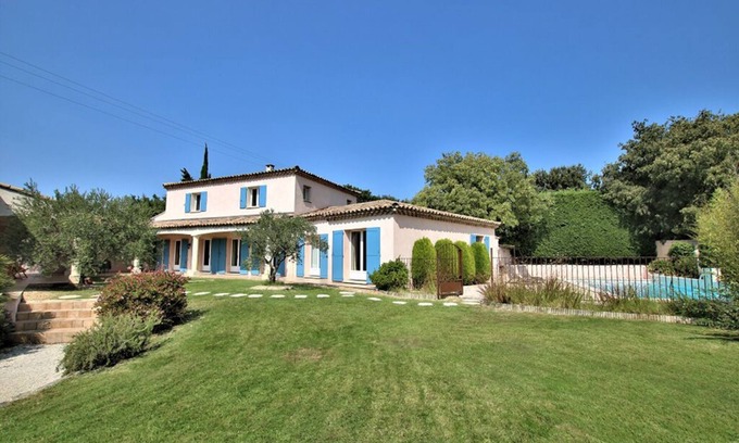 L'Isle-sur-la-Sorgue Villa | Hermosa villa de vacaciones con piscina en Saint-Antoine