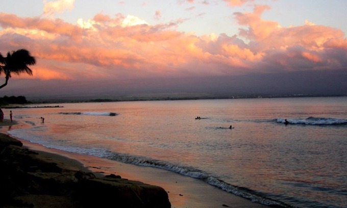 Maalaea Condominio | Hermoso condominio completamente AC 2 BR / 2BA a 20 pies de las olas en la playa más larga de Maui