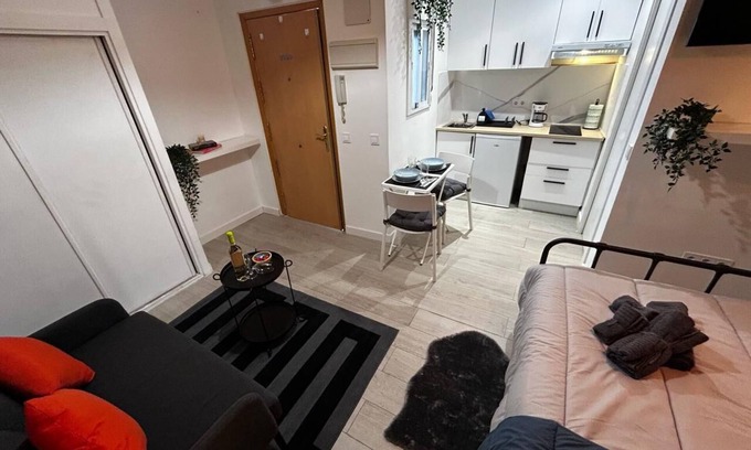Carabanchel Apartamento | Hermoso apartamento estudio full equipado en el centro de Madrid