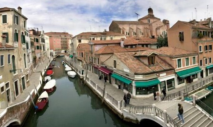 Santa Croce Apartamento | Hermosa Gaffaro Apartamento en Dorsoduro con vistas al canal